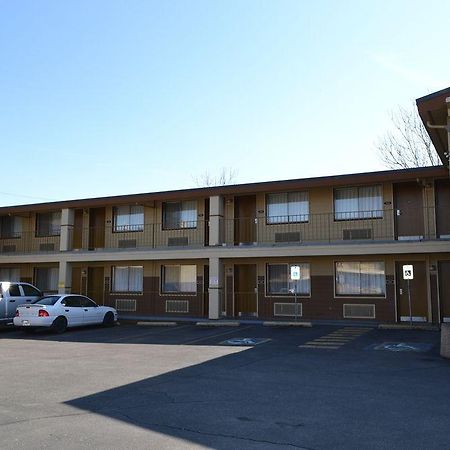 Days Inn Spokane Zewnętrze zdjęcie