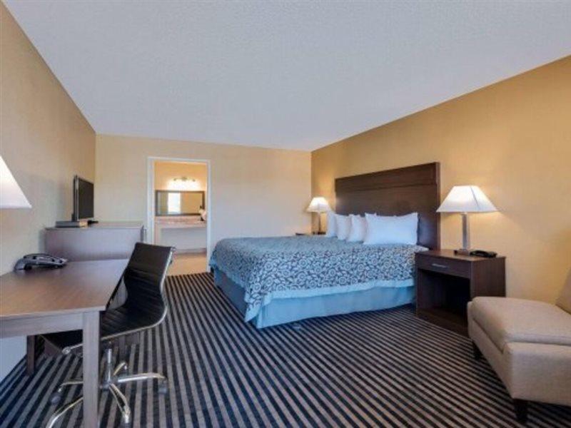 Days Inn Spokane Zewnętrze zdjęcie