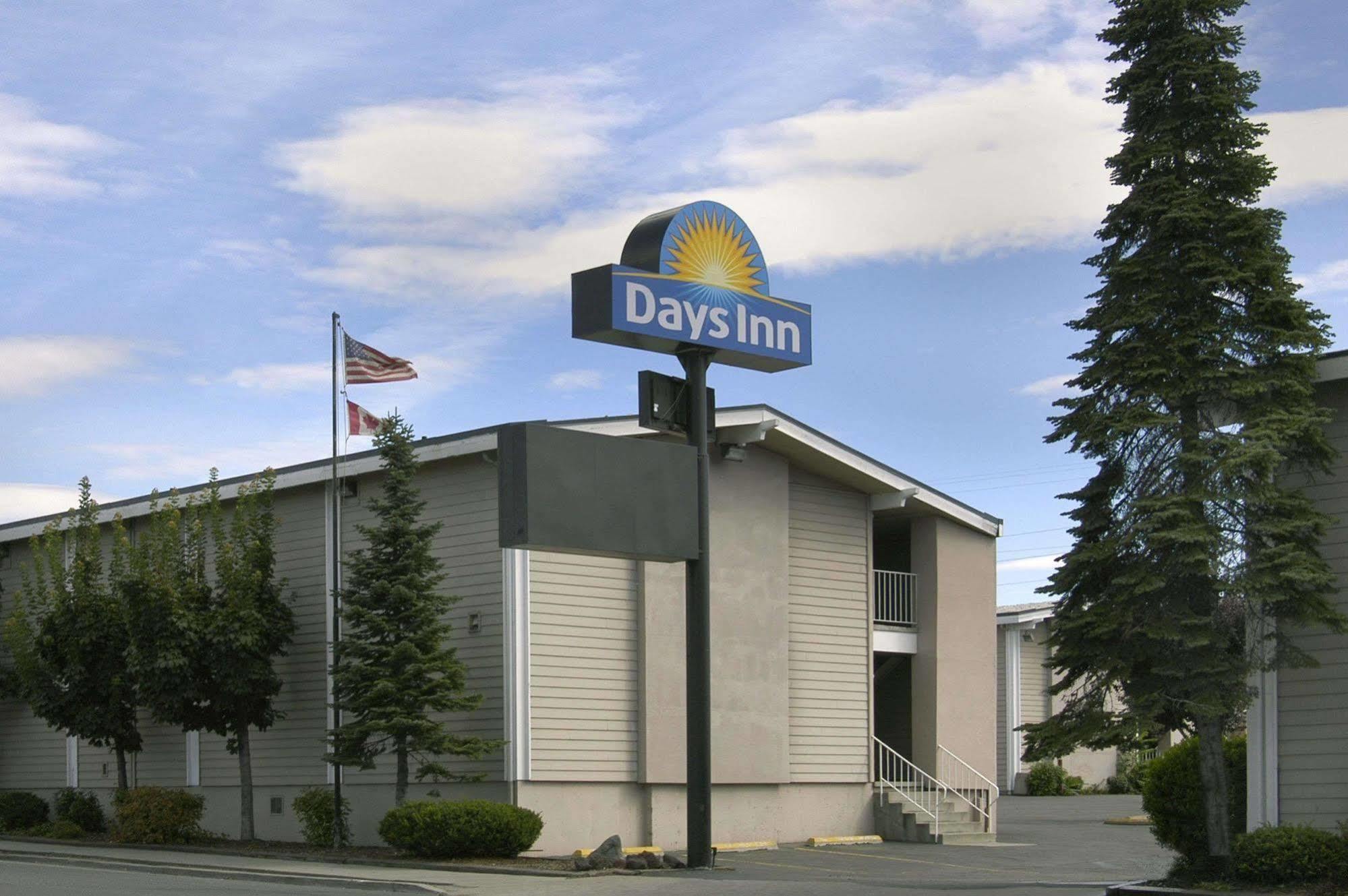 Days Inn Spokane Zewnętrze zdjęcie